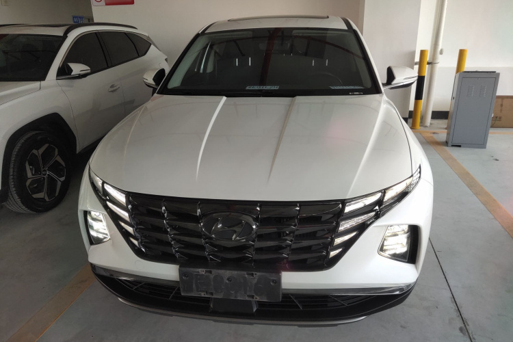 Hyundai Tucson 2021 car image #3