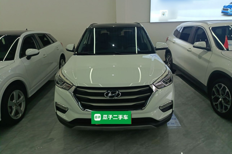 Hyundai ix25 2018 #3 Hyundai ix25 2018 car image #3