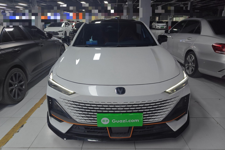 Changan UNI-V 2023 #3 Changan UNI-V 2023 car image #3