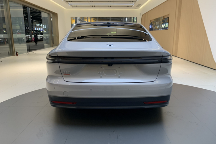 蔚来 蔚来ET7 2022 汽车图片 #3