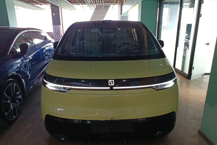 Zeekr MIX 2024 car image #3