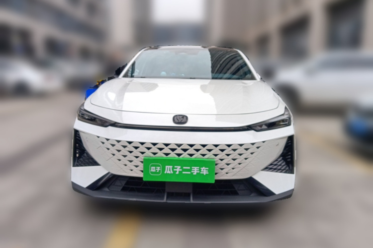 Changan UNI-V 2024 car image #3