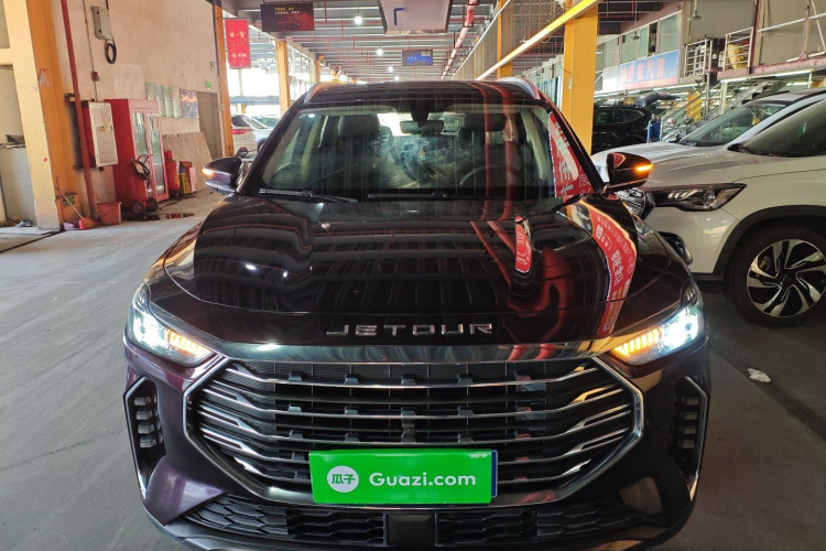 X70 PLUS 2020 car image #3