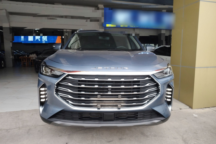 X70 PLUS 2022 car image #3