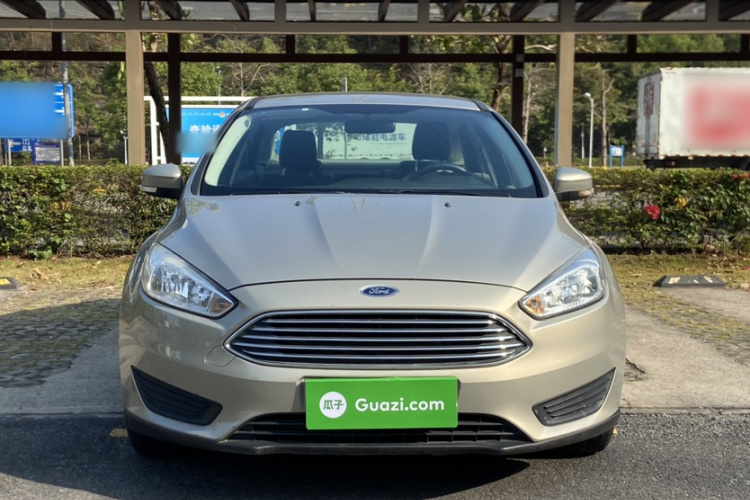 Ford Focus 2018 car image #3