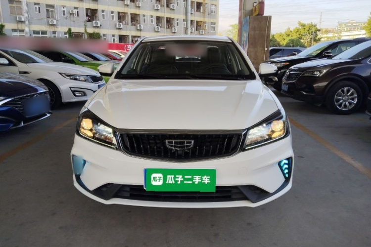 GEELY Emgrand 2022 car image #3