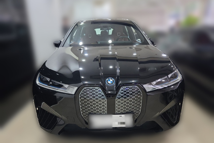 BMW iX 2024 immagine di auto #3