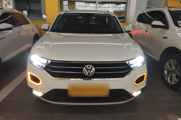 Volkswagen T-Roc 2018 #3 Volkswagen T-Roc 2018 car image #3