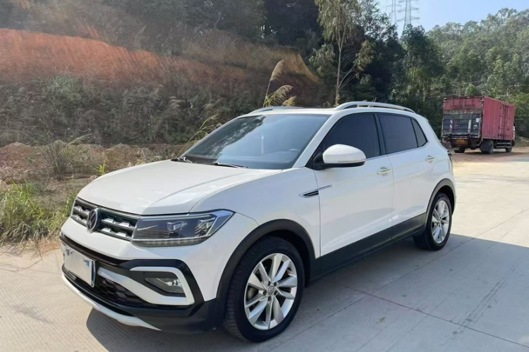 Volkswagen T-Cross 2019 car image #3
