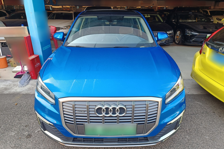 Q2L e-tron 2020 #3 Q2L e-tron 2020 car image #3