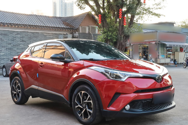 Toyota C-HR 2018 car image #3