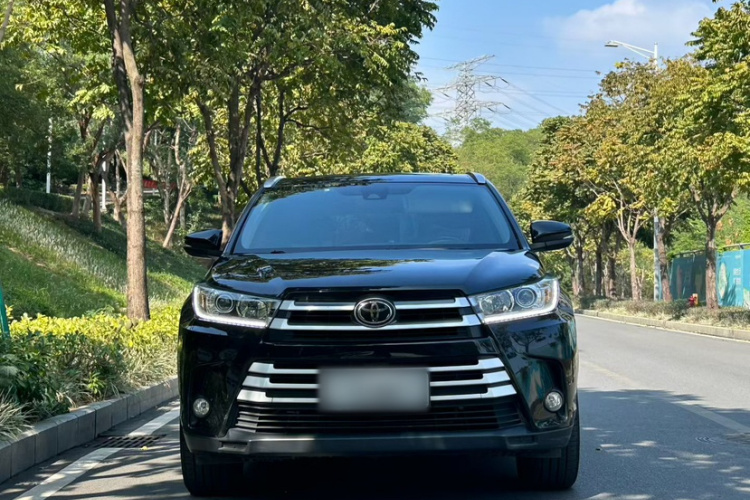 Toyota Highlander 2021 car image #3