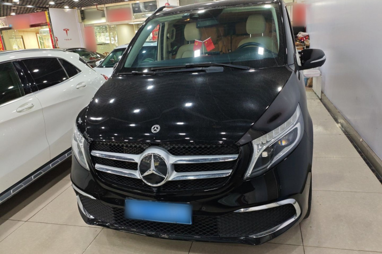 Mercedes-Benz V Class 2022 #3 Mercedes-Benz V Class 2022 car image #3