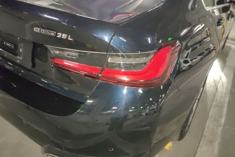BMW i3 2024 car image #3