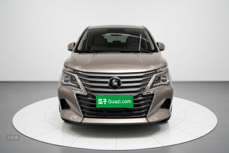 Forthing Lingzhi 2025 #3 Forthing Lingzhi 2025 car image #3