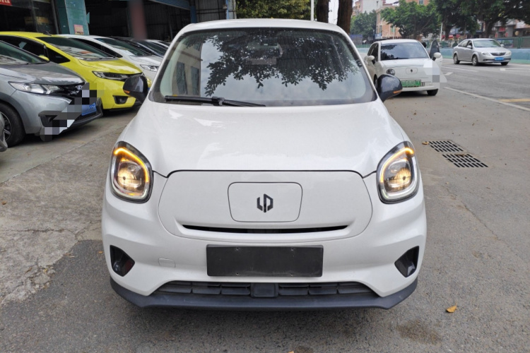 零跑汽车 零跑T03 2023 汽车图片 #3