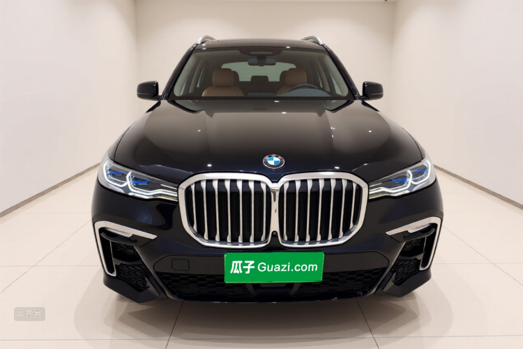 BMW X7 2021 #3 BMW X7 2021 car image #3