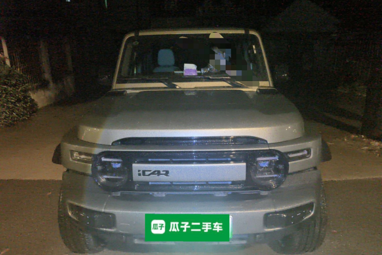 2025 car image #3