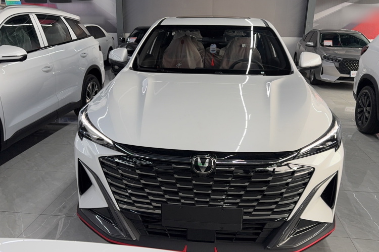 Changan X5 PLUS car image #3