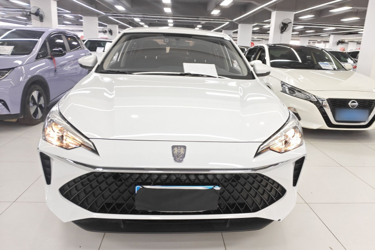 Roewe i5 2025 #3 Roewe i5 2025 car image #3