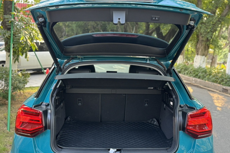 Q2L 2022 car image #3