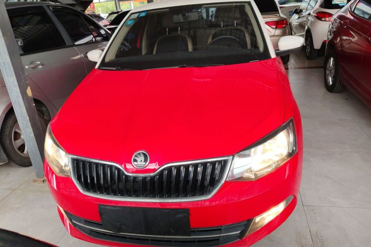 Skoda Fabia 2017 car image #3