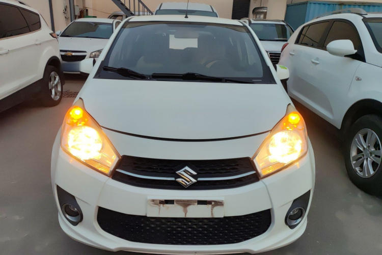 Suzuki 2014 car image #3