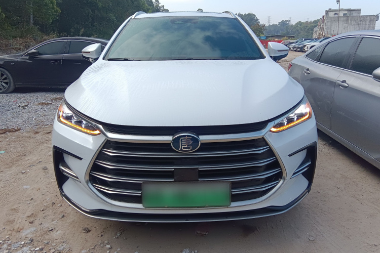 BYD Tang New Energy 2023 #3 BYD Tang New Energy 2023 car image #3