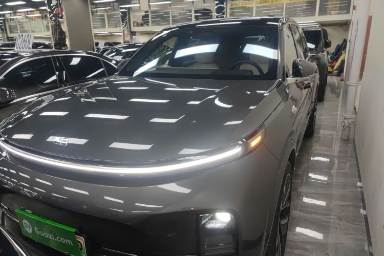 Li L9 2024 صورة سيارة #3