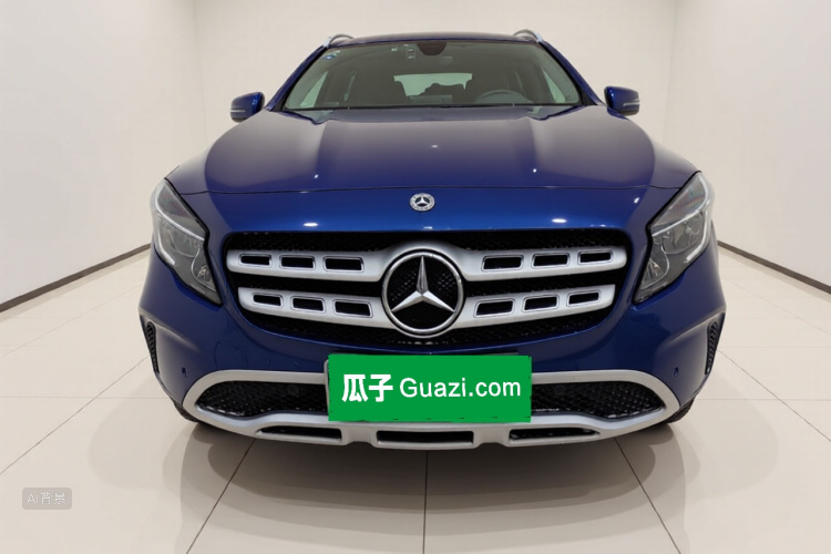 Mercedes-Benz GLA Class 2019 car image #3