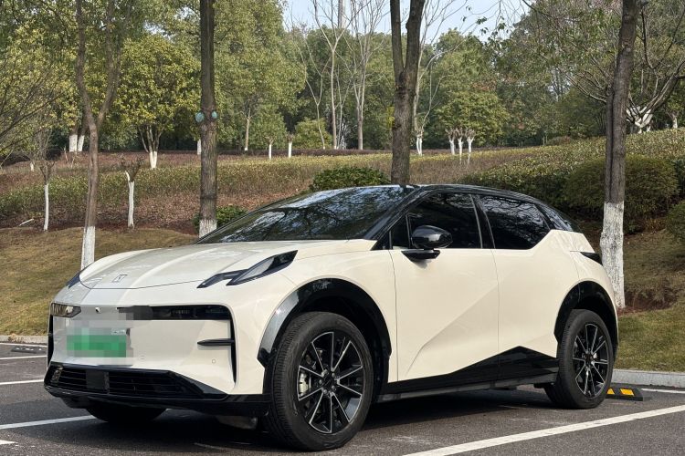 极氪 极氪X 2023 汽车图片 #3