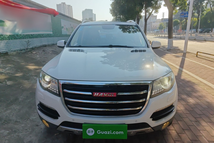 Haval H8 2015 #3 Haval H8 2015 car image #3