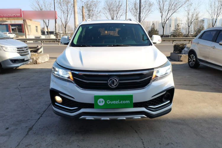 Forthing JOYEAR X5 2019 car image #3