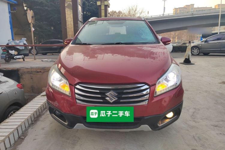 Suzuki S-Cross 2016 immagine di auto #3