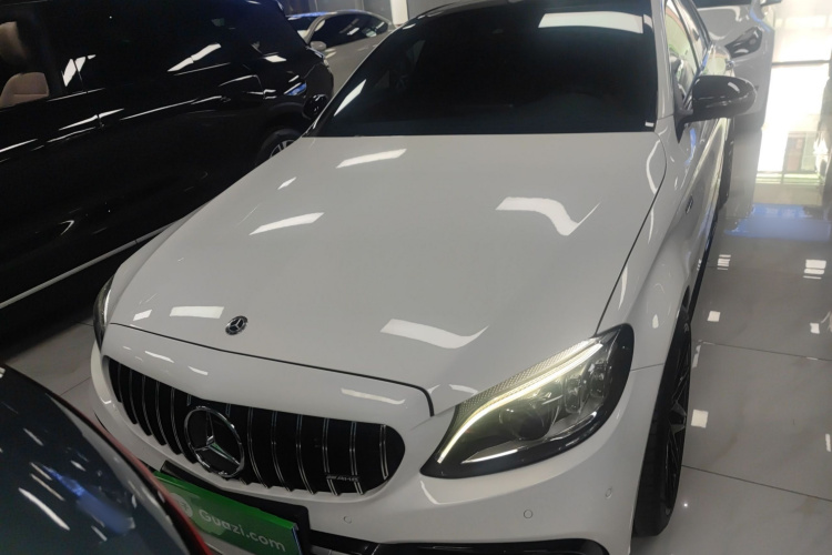 Mercedes-Benz C AMG 2019 immagine di auto #3