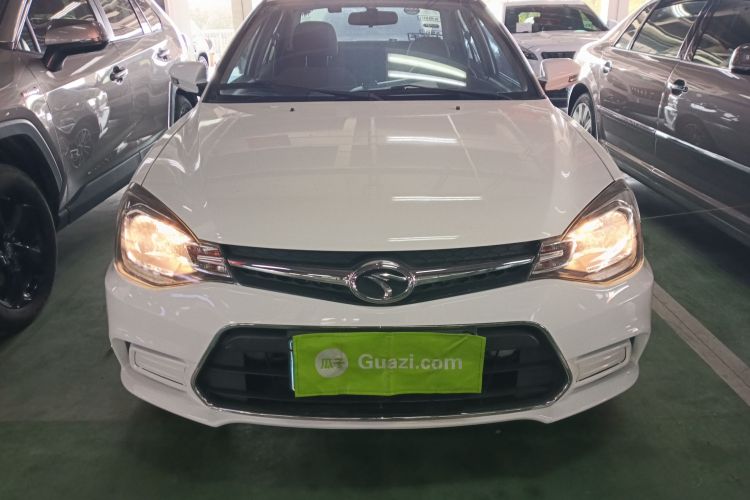 Soueast V3 Lingyue 2019 car image #3