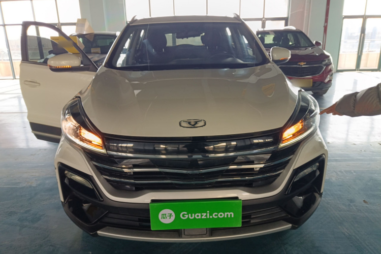 Kaiyi Showjet 2020 #3 Kaiyi Showjet 2020 car image #3