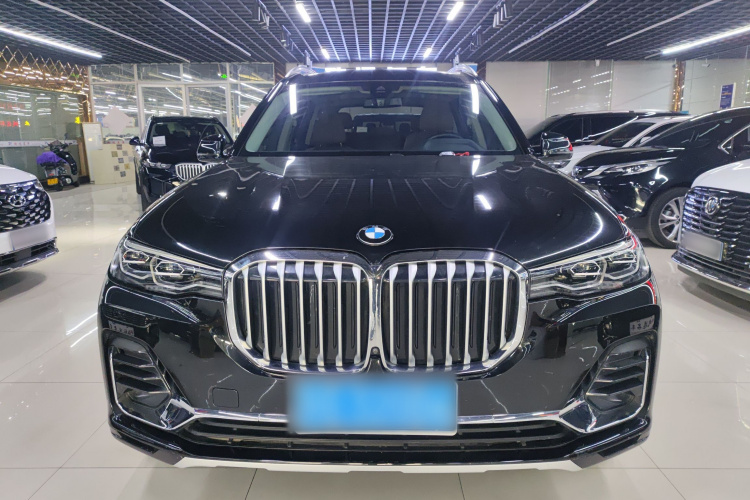 BMW X7 2022 #3 BMW X7 2022 car image #3