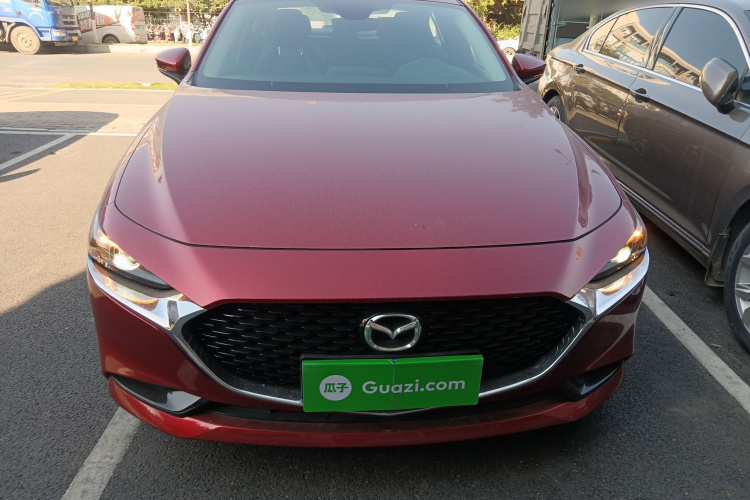 Mazda 3 Axela 2021 car image #3