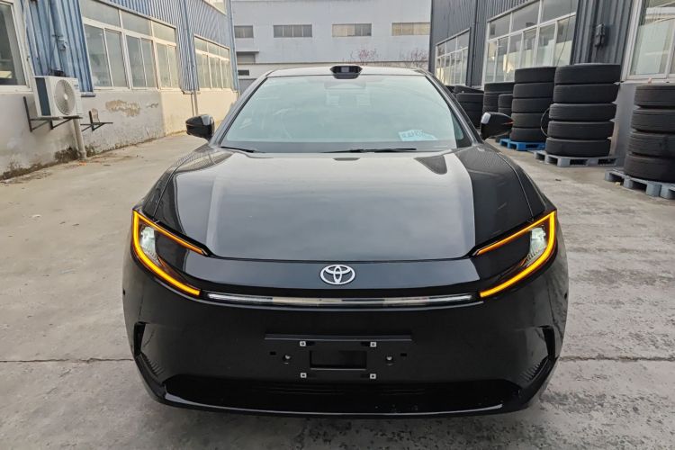 Toyota bZ5 2025 #3 Toyota bZ5 2025 car image #3