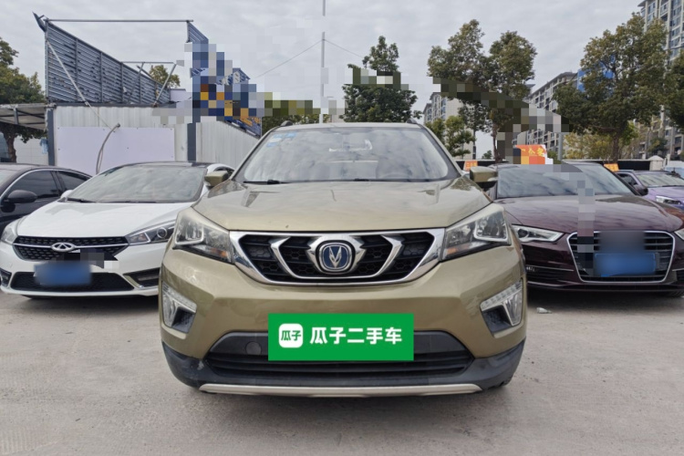 Changan CS15 2017 صورة سيارة #3