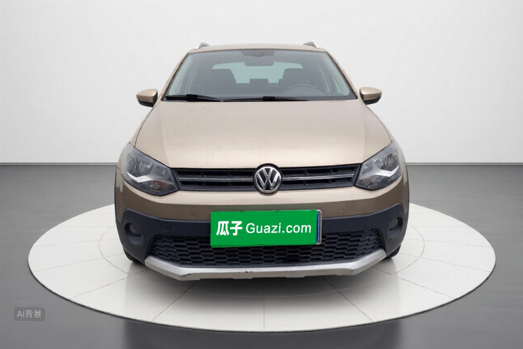 Polo 2015 car image #3