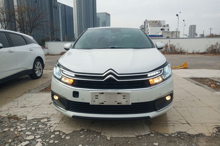 Citroen C4L 2017 car image #3