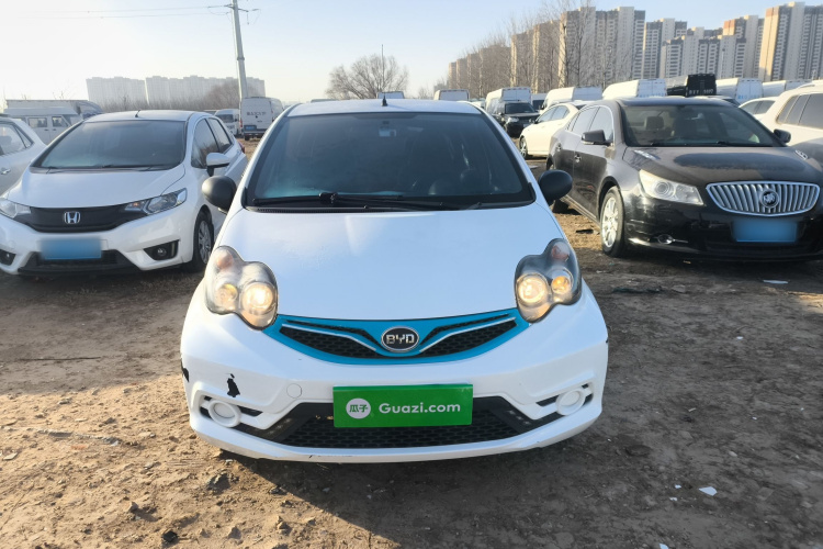BYD F0 2017 car image #3