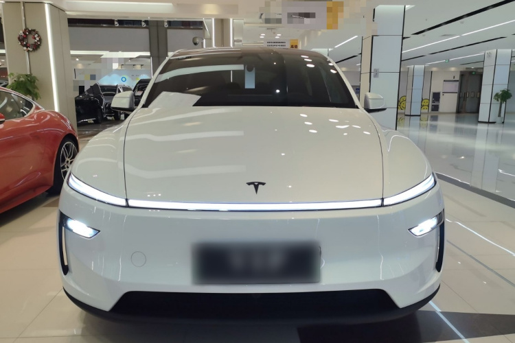 特斯拉 Model Y L 2025 汽车图片 #3