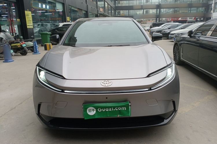 Toyota bZ5 2025 #3 Toyota bZ5 2025 car image #3