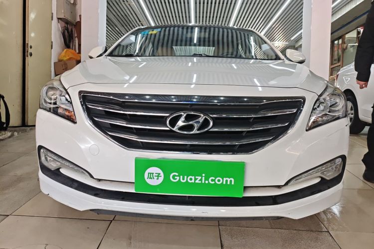 Hyundai Mistra 2014 #3 Hyundai Mistra 2014 car image #3