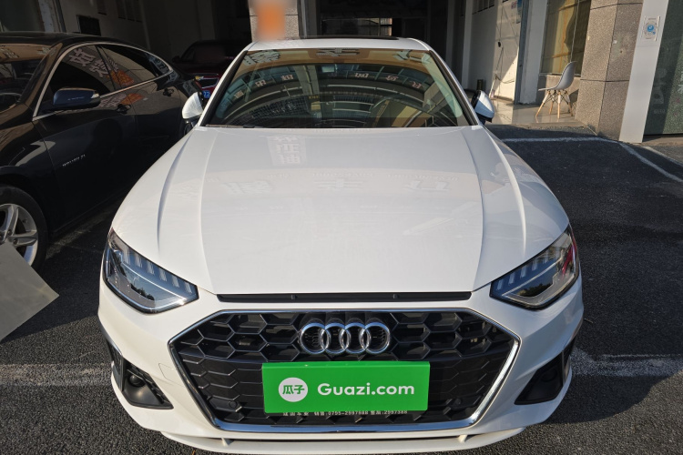 Audi A4L 2023 car image #3