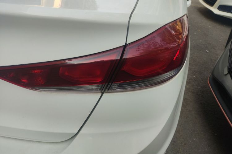 Hyundai Elantra AD 2016 car image #3