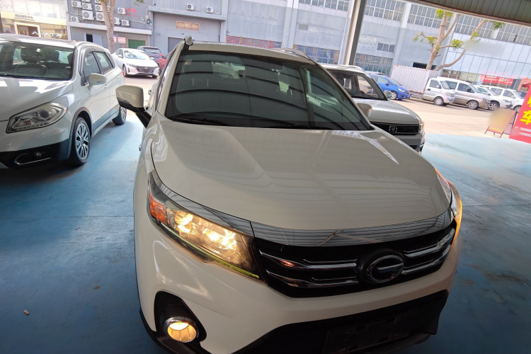 GAC Trumpchi GS3 2019 car image #3
